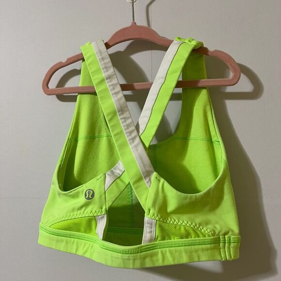 Lululemon Size 2 Neon Highlighter Run Stuff Your Bra Cross Back Workout - Picture 2 of 3